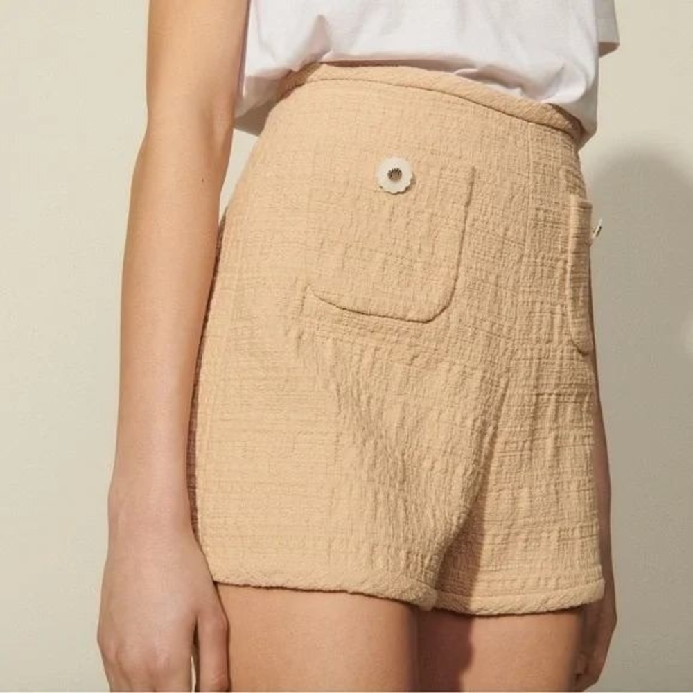 Sandro Shorts Womens 36 US Small Beige Tan Pierrot High Waisted Textured‎